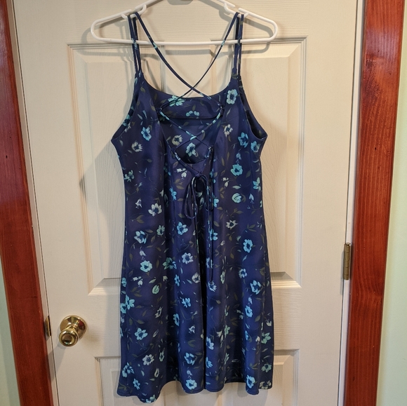 ♦️ B2G1FREE ♦️ Blue flowered sundress - Picture 2 of 4